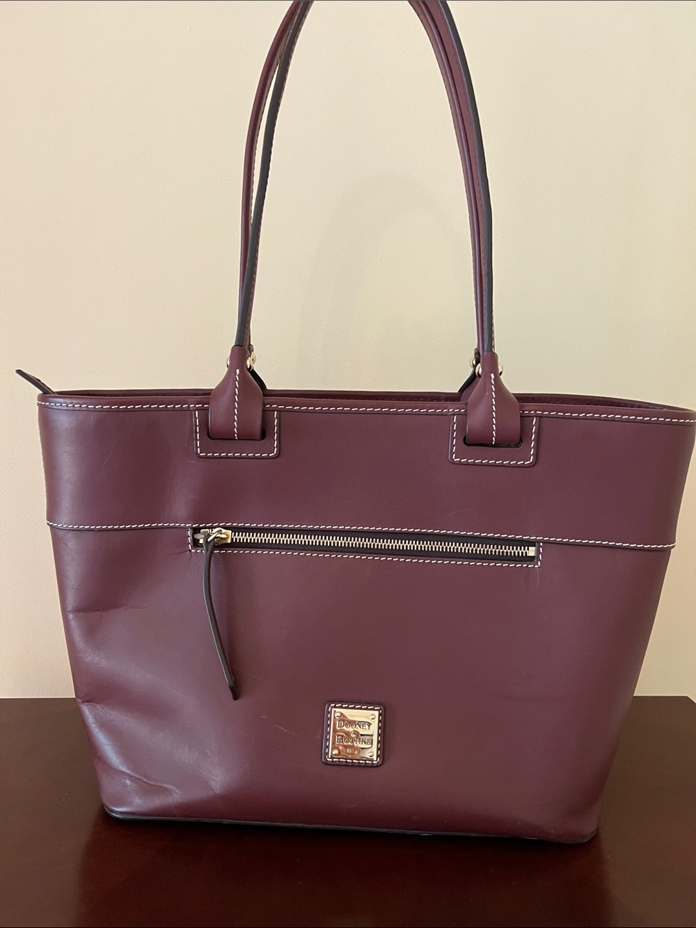 Dooney & Bourke Burgundy Leather Shoulder Bag with Contrast Stitching